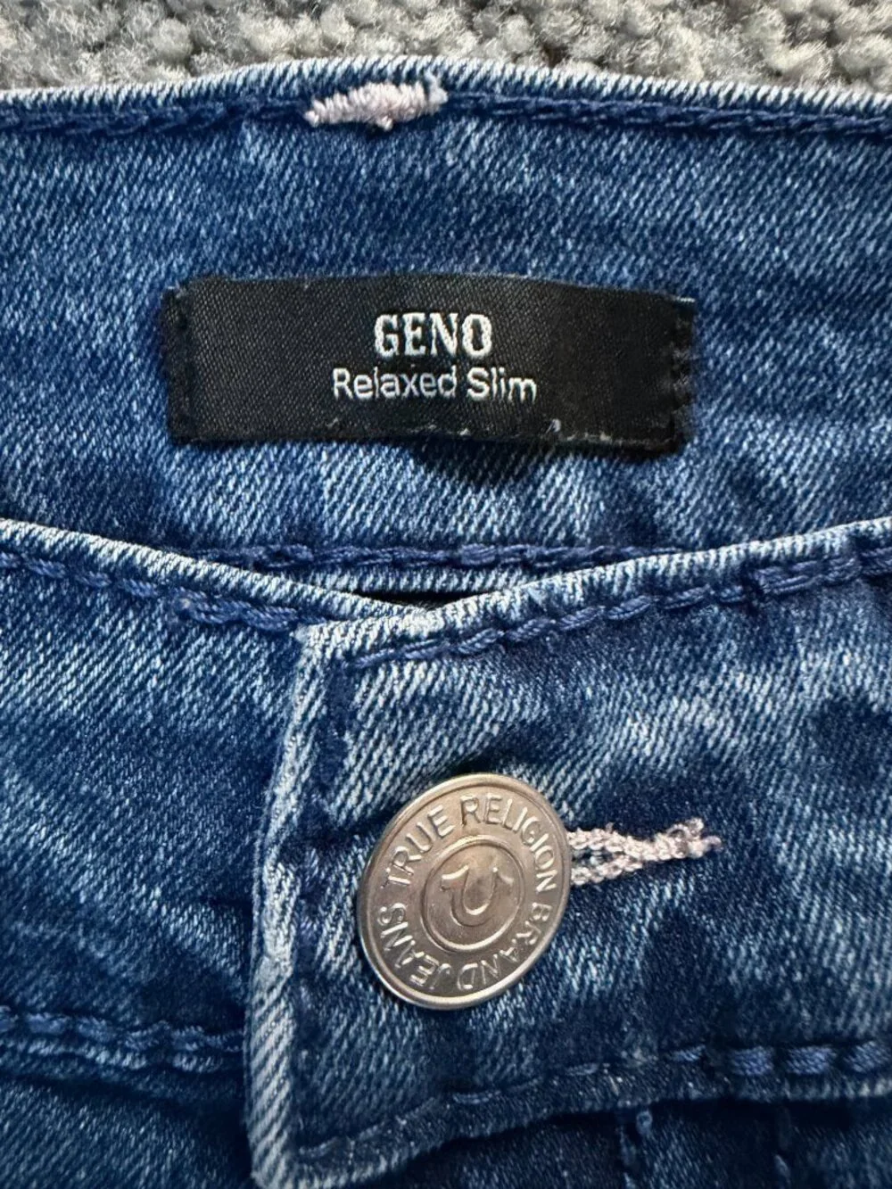 True Religion Geno Big T Flap Slim Jeans Men's Size 34x32-Med. Wash Excellent UC